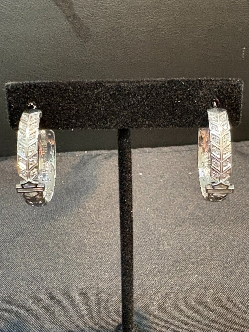 HARLEY DAVIDSON BLING BAR & SHIELD EARRINGS